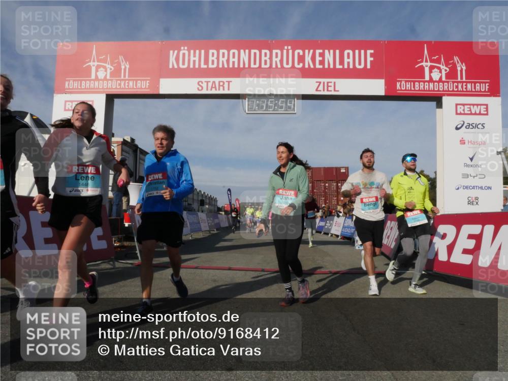 03.10.2025 - Köhlbrandbrückenlauf Matties Gatica Varas http://msf.ph/oto/9168412 03.10.2025 10:15:56 Ziel 1314, 1537, 2056, 2155, 2392, 2758, 2813, 2816, 2878, 2954, 2956, 3106, 3107, 3727, 3816, 3827 meine-sportfotos.de