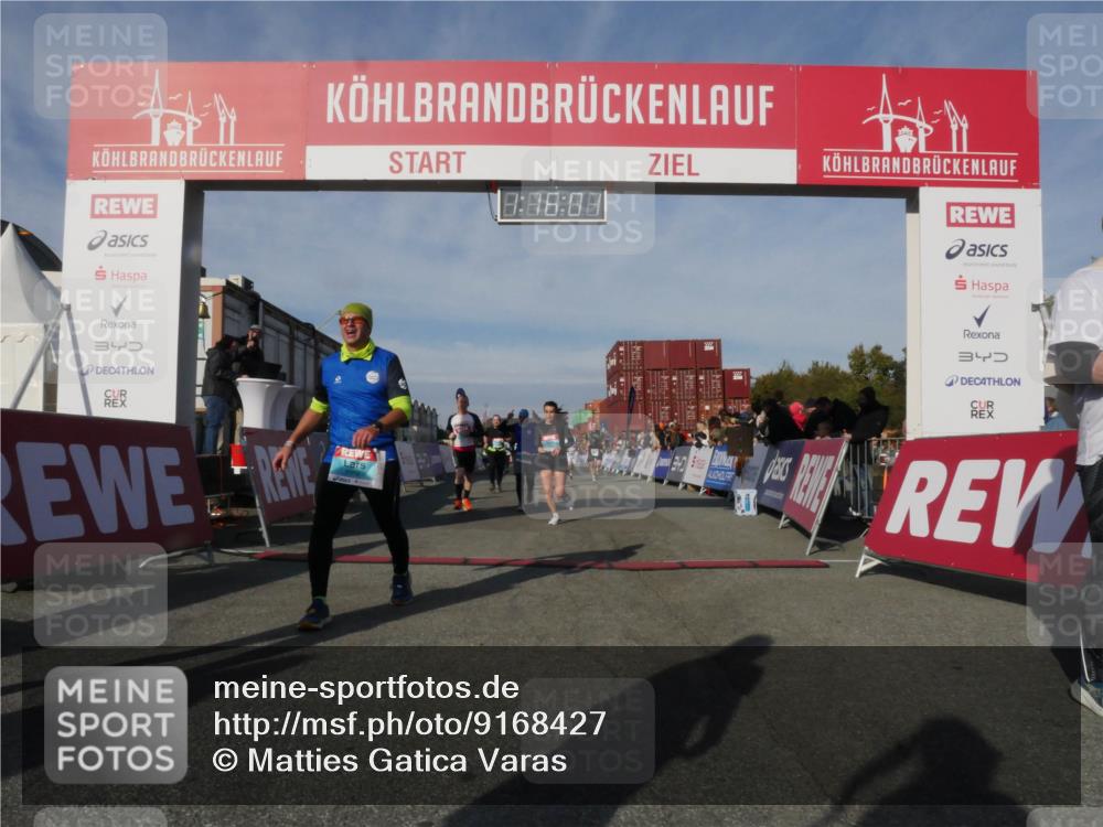 03.10.2025 - Köhlbrandbrückenlauf Matties Gatica Varas http://msf.ph/oto/9168427 03.10.2025 10:16:03 Ziel 1276, 1314, 1498, 1537, 1745, 1796, 1907, 1979, 2064, 2155, 2392, 2878, 2954, 3327, 3507, 3727 meine-sportfotos.de