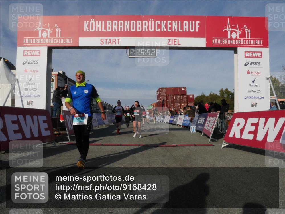 03.10.2025 - Köhlbrandbrückenlauf Matties Gatica Varas http://msf.ph/oto/9168428 03.10.2025 10:16:03 Ziel 1276, 1314, 1498, 1537, 1745, 1796, 1907, 1979, 2064, 2155, 2392, 2878, 2954, 3327, 3507, 3727 meine-sportfotos.de