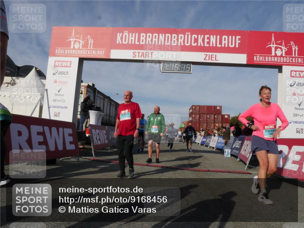 03.10.2025 - Köhlbrandbrückenlauf Matties Gatica Varas http://msf.ph/oto/9168456 03.10.2025 10:16:17 Ziel 1453, 1530, 1591, 1821, 2285, 2422, 2423, 2641, 2724, 2957, 3047, 3048, 3049, 3063, 3213, 3446, 3450, 3459, 3488, 3726, 3751, 3823 meine-sportfotos.de