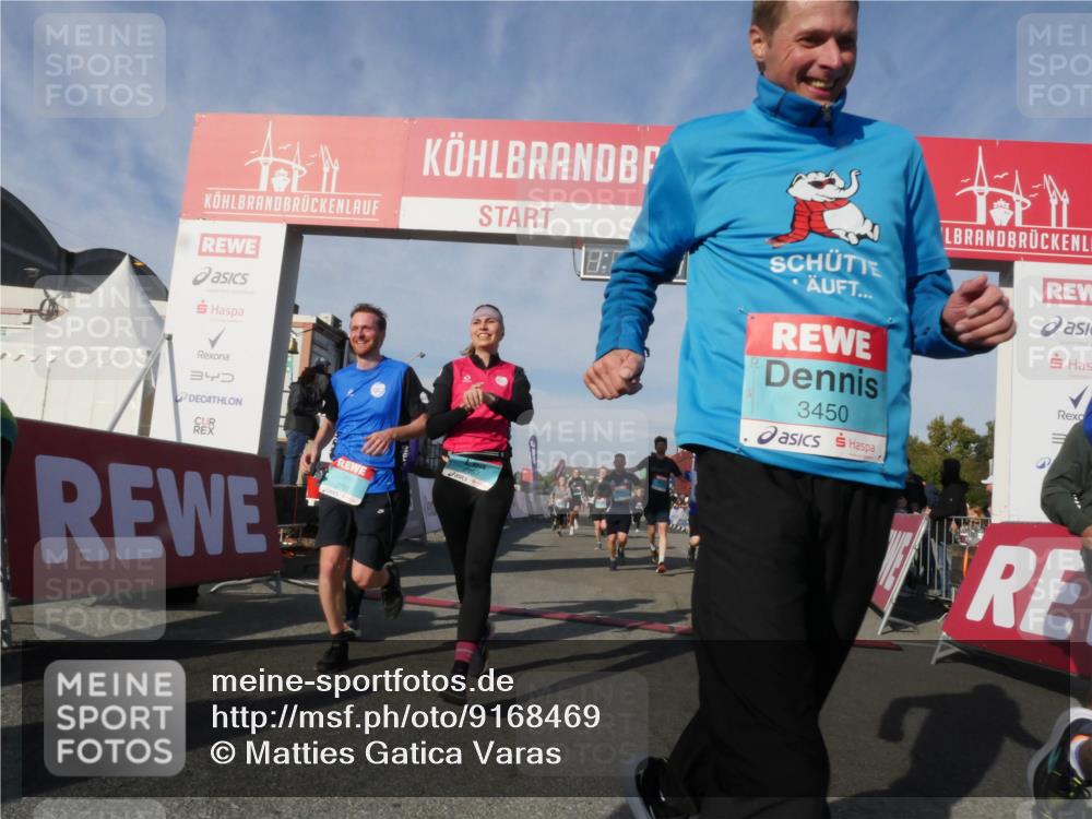 03.10.2025 - Köhlbrandbrückenlauf Matties Gatica Varas http://msf.ph/oto/9168469 03.10.2025 10:16:23 Ziel 1453, 1821, 2254, 2293, 2422, 2423, 2448, 2641, 2724, 2902, 3047, 3048, 3049, 3213, 3576, 3823 meine-sportfotos.de