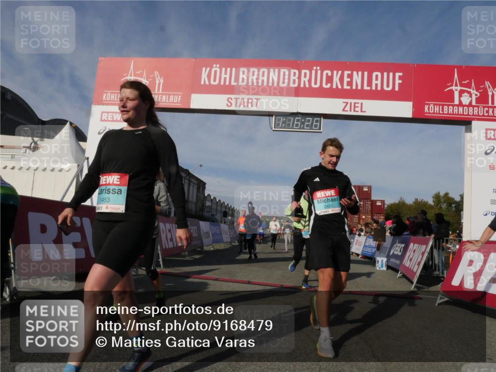 03.10.2025 - Köhlbrandbrückenlauf Matties Gatica Varas http://msf.ph/oto/9168479 03.10.2025 10:16:28 Ziel 2254, 2293, 2448, 2641, 2724, 2902, 3576, 3823 meine-sportfotos.de