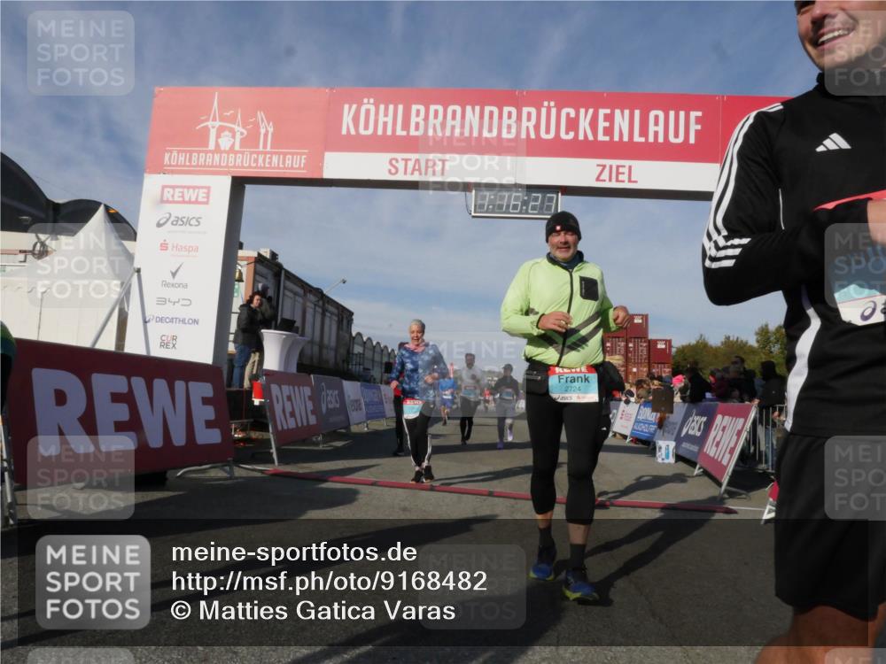 03.10.2025 - Köhlbrandbrückenlauf Matties Gatica Varas http://msf.ph/oto/9168482 03.10.2025 10:16:29 Ziel 2165, 2254, 2293, 2448, 2641, 2902, 3576, 3823 meine-sportfotos.de