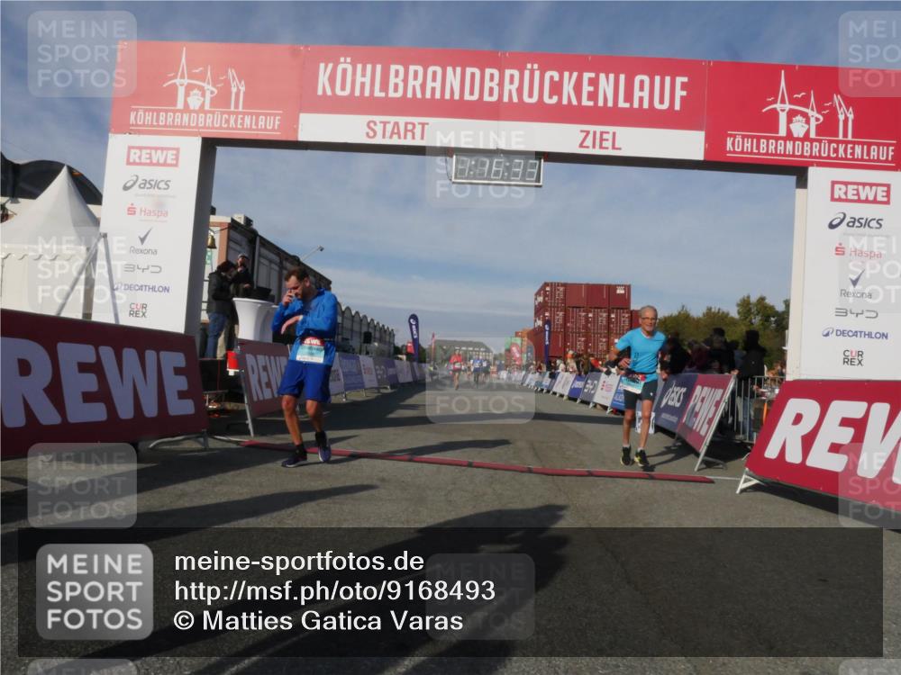 03.10.2025 - Köhlbrandbrückenlauf Matties Gatica Varas http://msf.ph/oto/9168493 03.10.2025 10:16:34 Ziel 2165, 2287, 2448, 2902, 2945 meine-sportfotos.de