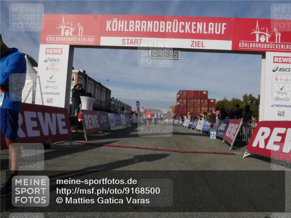 03.10.2025 - Köhlbrandbrückenlauf Matties Gatica Varas http://msf.ph/oto/9168500 03.10.2025 10:16:38 Ziel 1325, 1437, 2165, 2247, 2287, 2349, 2778, 2945 meine-sportfotos.de