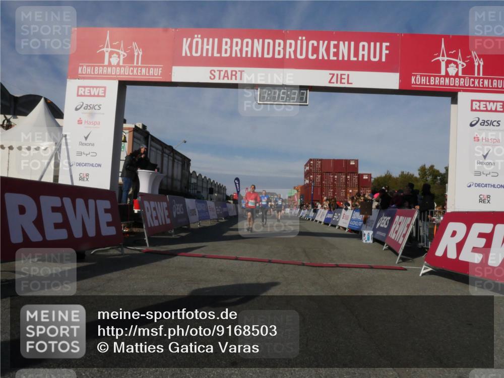 03.10.2025 - Köhlbrandbrückenlauf Matties Gatica Varas http://msf.ph/oto/9168503 03.10.2025 10:16:39 Ziel 1325, 1437, 2165, 2247, 2287, 2349, 2778, 2945, 3747 meine-sportfotos.de