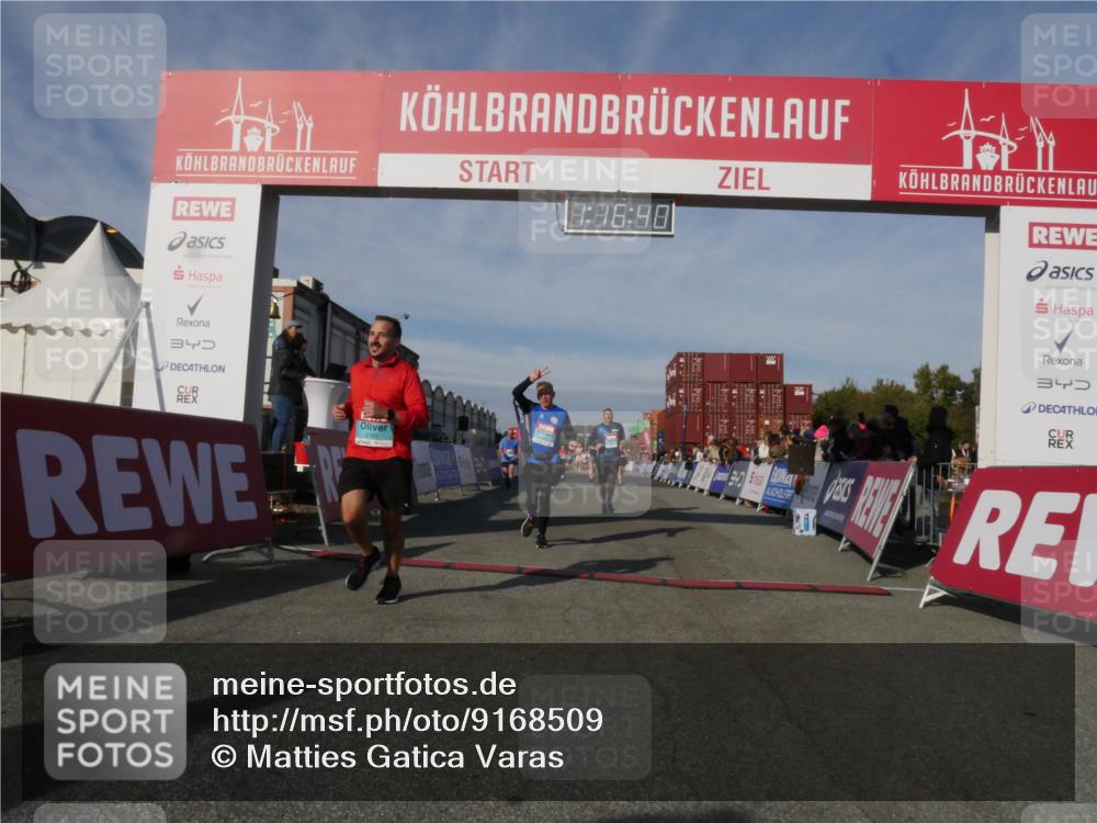 03.10.2025 - Köhlbrandbrückenlauf Matties Gatica Varas http://msf.ph/oto/9168509 03.10.2025 10:16:42 Ziel 1325, 1437, 2113, 2247, 2287, 2349, 2778, 2945, 3194, 3747 meine-sportfotos.de