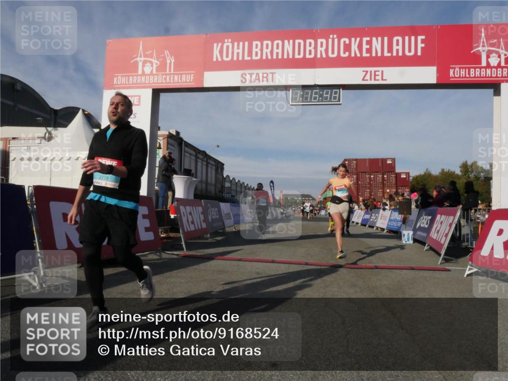 03.10.2025 - Köhlbrandbrückenlauf Matties Gatica Varas http://msf.ph/oto/9168524 03.10.2025 10:16:50 Ziel 1303, 1304, 1322, 1437, 2113, 2404, 3194, 3747 meine-sportfotos.de