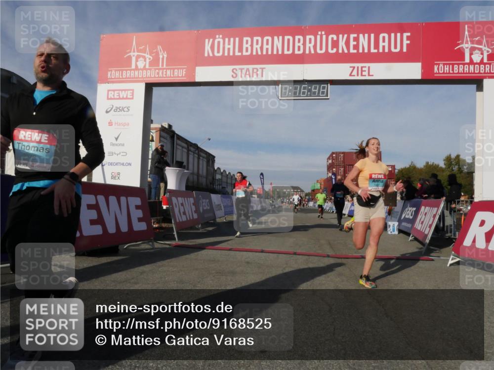 03.10.2025 - Köhlbrandbrückenlauf Matties Gatica Varas http://msf.ph/oto/9168525 03.10.2025 10:16:50 Ziel 1303, 1304, 1322, 1437, 2113, 2404, 3194, 3747 meine-sportfotos.de