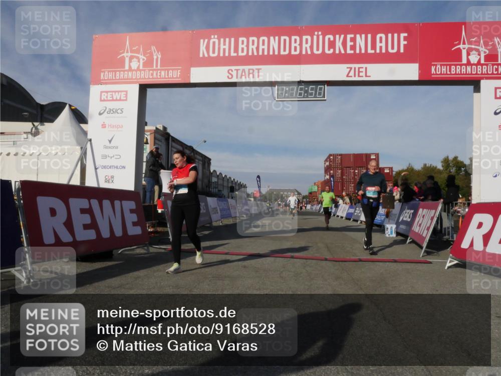 03.10.2025 - Köhlbrandbrückenlauf Matties Gatica Varas http://msf.ph/oto/9168528 03.10.2025 10:16:52 Ziel 1303, 1304, 1322, 1708, 1760, 2113, 2404, 2750, 3194, 3779 meine-sportfotos.de