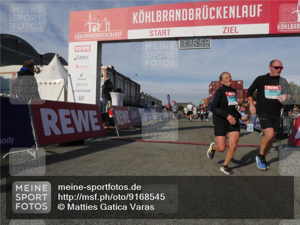 03.10.2025 - Köhlbrandbrückenlauf Matties Gatica Varas http://msf.ph/oto/9168545 03.10.2025 10:17:00 Ziel 1179, 1202, 1204, 1322, 1708, 1720, 1760, 1938, 2514, 2750, 2965, 3125, 3416, 3779 meine-sportfotos.de
