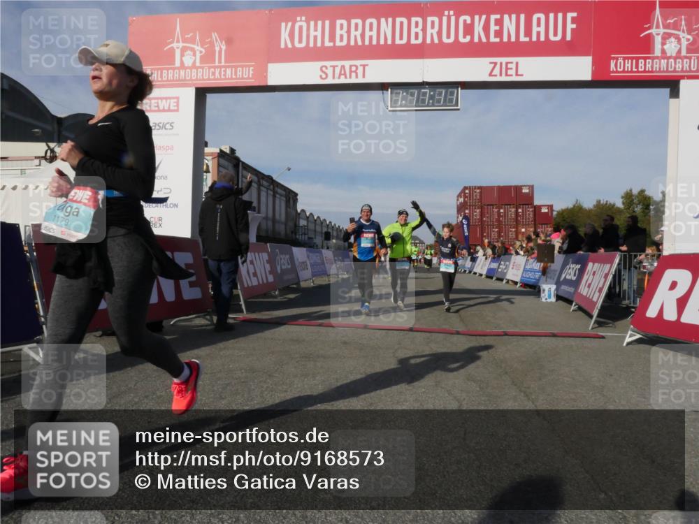 03.10.2025 - Köhlbrandbrückenlauf Matties Gatica Varas http://msf.ph/oto/9168573 03.10.2025 10:17:13 Ziel 1031, 1288, 1289, 1548, 1549, 1807, 1809, 1956, 2038, 2089, 3281, 3765 meine-sportfotos.de