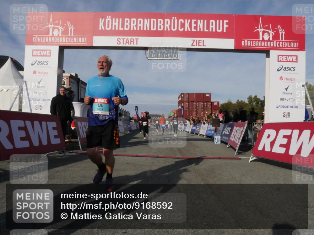 03.10.2025 - Köhlbrandbrückenlauf Matties Gatica Varas http://msf.ph/oto/9168592 03.10.2025 10:17:22 Ziel 1031, 1283, 1573, 1794, 1807, 1835, 1850, 2974, 3281, 3557, 3765 meine-sportfotos.de