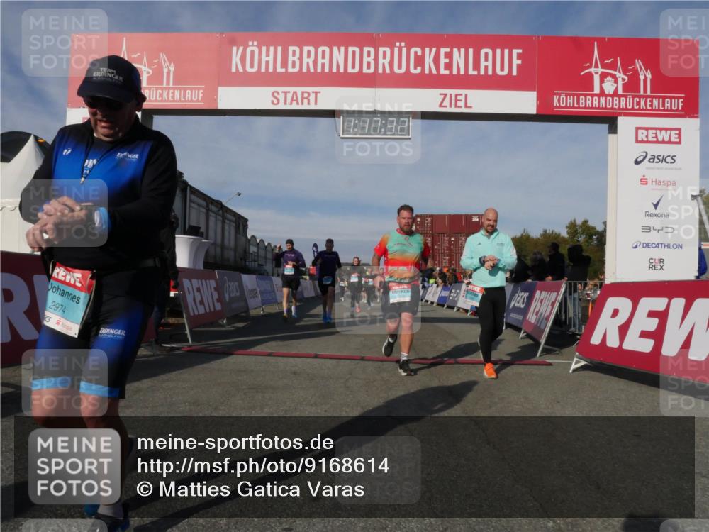 03.10.2025 - Köhlbrandbrückenlauf Matties Gatica Varas http://msf.ph/oto/9168614 03.10.2025 10:17:34 Ziel 1283, 1481, 1792, 1883, 2172, 2242, 2269, 2577, 2789, 3191, 3252, 3265, 3642 meine-sportfotos.de