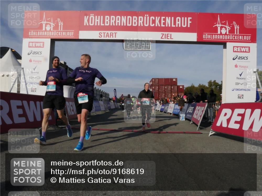 03.10.2025 - Köhlbrandbrückenlauf Matties Gatica Varas http://msf.ph/oto/9168619 03.10.2025 10:17:36 Ziel 1481, 1792, 1883, 2172, 2577, 2765, 2768, 2770, 2789, 3172, 3191, 3252, 3265, 3642 meine-sportfotos.de