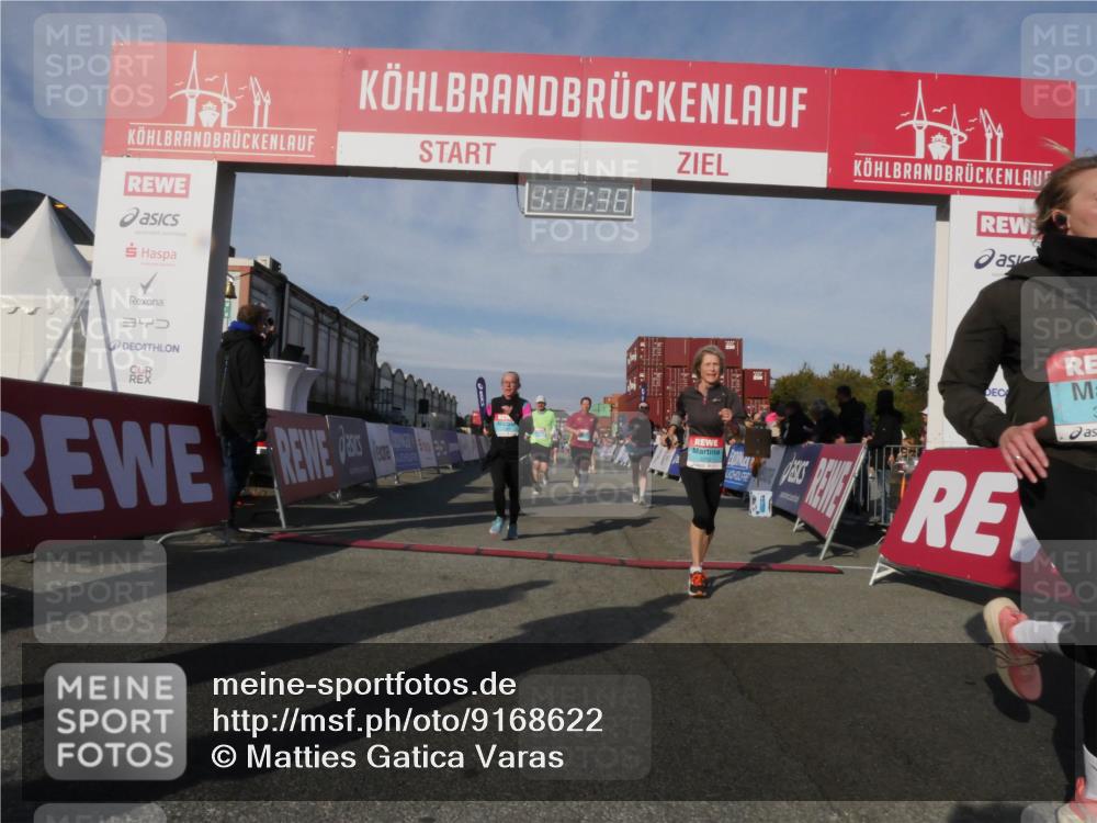 03.10.2025 - Köhlbrandbrückenlauf Matties Gatica Varas http://msf.ph/oto/9168622 03.10.2025 10:17:37 Ziel 1481, 1792, 1883, 2172, 2577, 2765, 2768, 2770, 2789, 3172, 3252, 3265, 3642, 3647 meine-sportfotos.de