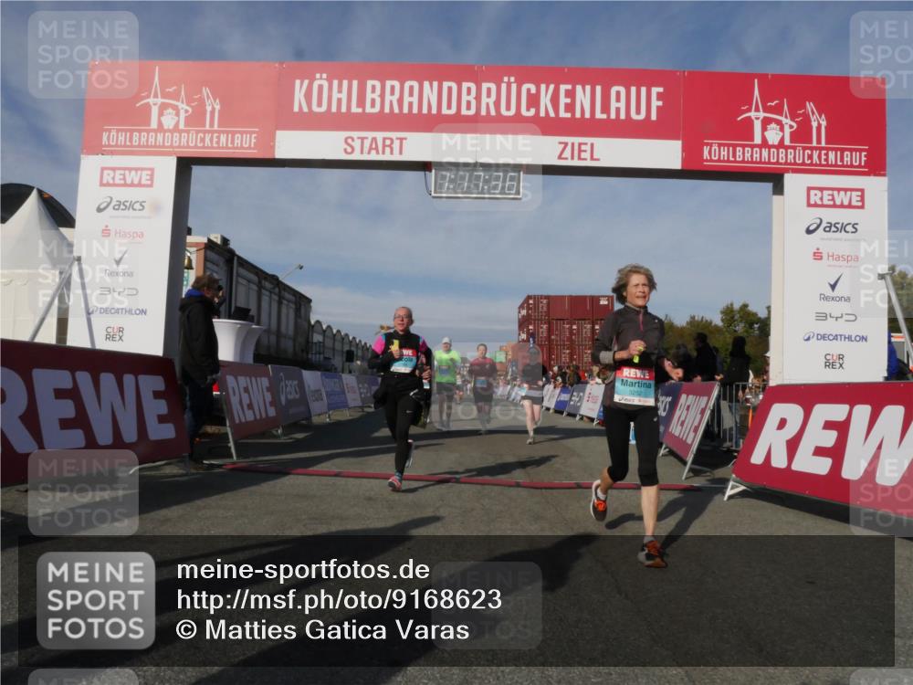 03.10.2025 - Köhlbrandbrückenlauf Matties Gatica Varas http://msf.ph/oto/9168623 03.10.2025 10:17:38 Ziel 1213, 1481, 1647, 1792, 1883, 2172, 2577, 2765, 2768, 2770, 3172, 3265, 3642, 3647 meine-sportfotos.de