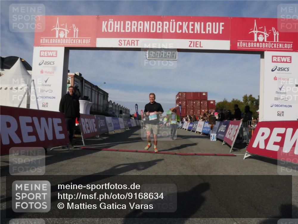 03.10.2025 - Köhlbrandbrückenlauf Matties Gatica Varas http://msf.ph/oto/9168634 03.10.2025 10:17:43 Ziel 1213, 1647, 1684, 1792, 2172, 2577, 2765, 2768, 2770, 2825, 2826, 3081, 3172, 3216, 3647 meine-sportfotos.de