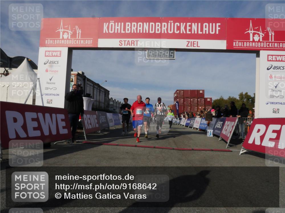 03.10.2025 - Köhlbrandbrückenlauf Matties Gatica Varas http://msf.ph/oto/9168642 03.10.2025 10:17:47 Ziel 1213, 1647, 1684, 1695, 1731, 2678, 2765, 2768, 2770, 2825, 2826, 2836, 2905, 3081, 3172, 3216, 3647 meine-sportfotos.de