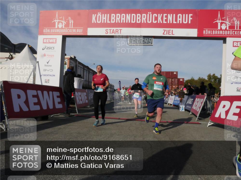 03.10.2025 - Köhlbrandbrückenlauf Matties Gatica Varas http://msf.ph/oto/9168651 03.10.2025 10:17:51 Ziel 1634, 1659, 1684, 1695, 1731, 1736, 2088, 2678, 2825, 2826, 2836, 2905, 3081, 3216, 3468 meine-sportfotos.de