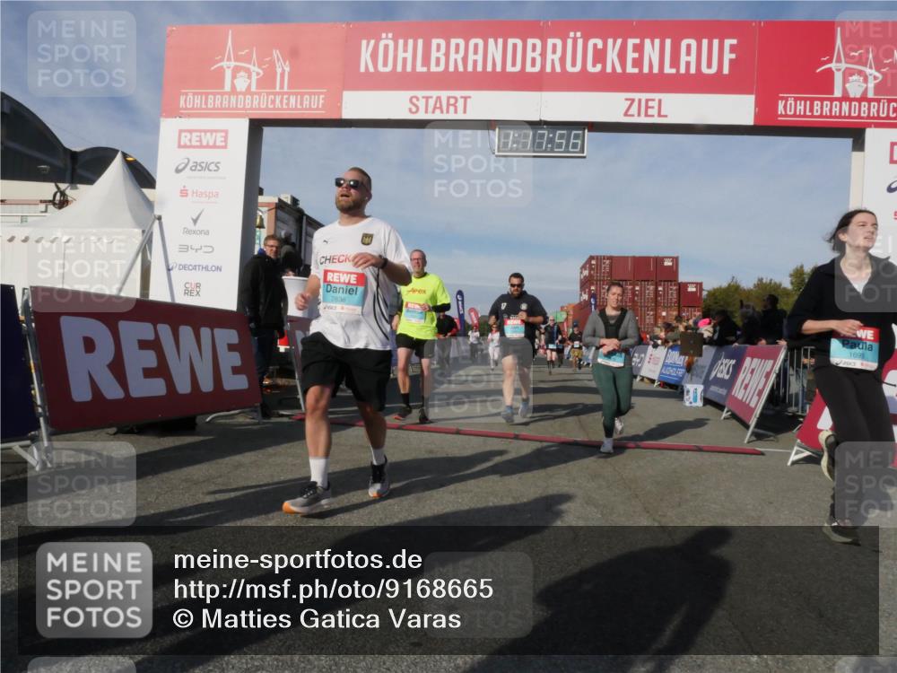 03.10.2025 - Köhlbrandbrückenlauf Matties Gatica Varas http://msf.ph/oto/9168665 03.10.2025 10:17:58 Ziel 1164, 1634, 1649, 1659, 1671, 1731, 1736, 1831, 1941, 2088, 2270, 2361, 2372, 2376, 2670, 2905, 3150, 3156, 3268, 3468 meine-sportfotos.de