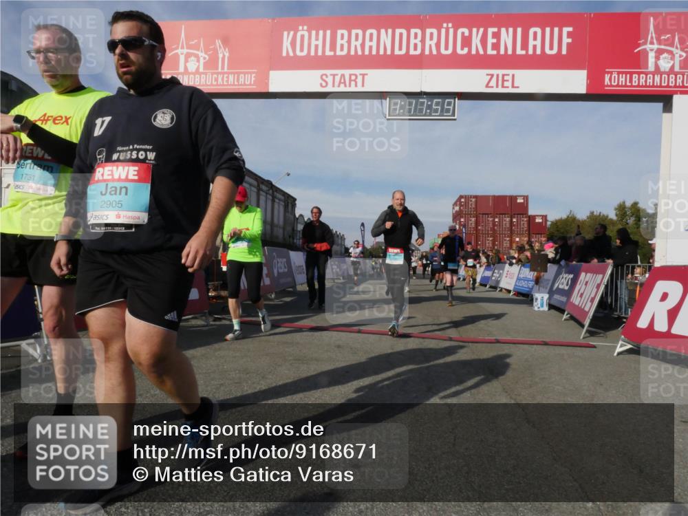 03.10.2025 - Köhlbrandbrückenlauf Matties Gatica Varas http://msf.ph/oto/9168671 03.10.2025 10:18:01 Ziel 1164, 1649, 1659, 1671, 1815, 1831, 1941, 2088, 2270, 2361, 2372, 2376, 2499, 2670, 2984, 3150, 3156, 3268, 3468, 3762 meine-sportfotos.de