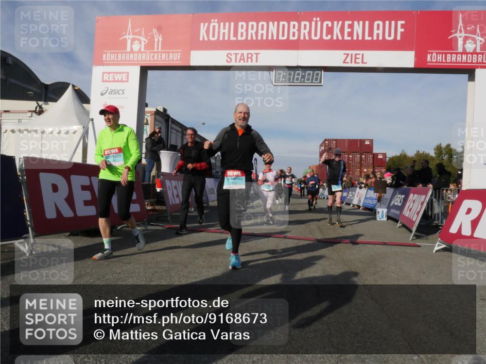 03.10.2025 - Köhlbrandbrückenlauf Matties Gatica Varas http://msf.ph/oto/9168673 03.10.2025 10:18:02 Ziel 1164, 1513, 1649, 1659, 1671, 1815, 1831, 1941, 2270, 2361, 2372, 2376, 2499, 2670, 2984, 3017, 3150, 3156, 3268, 3468, 3762 meine-sportfotos.de