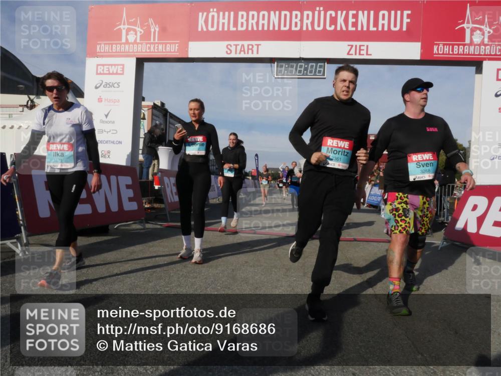 03.10.2025 - Köhlbrandbrückenlauf Matties Gatica Varas http://msf.ph/oto/9168686 03.10.2025 10:18:08 Ziel 1164, 1471, 1513, 1812, 1815, 1831, 1941, 2372, 2499, 2984, 3017, 3156, 3762 meine-sportfotos.de