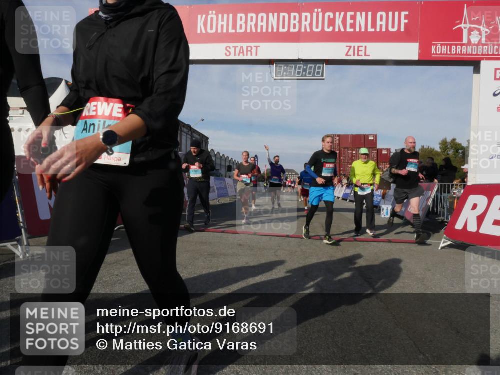 03.10.2025 - Köhlbrandbrückenlauf Matties Gatica Varas http://msf.ph/oto/9168691 03.10.2025 10:18:10 Ziel 1164, 1471, 1513, 1812, 1815, 1941, 2372, 2499, 2984, 3017, 3156, 3175, 3486, 3487, 3762, 3826 meine-sportfotos.de