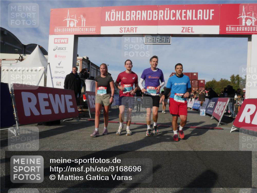 03.10.2025 - Köhlbrandbrückenlauf Matties Gatica Varas http://msf.ph/oto/9168696 03.10.2025 10:18:12 Ziel 1121, 1471, 1513, 1812, 2544, 2984, 3017, 3175, 3486, 3487, 3762, 3826 meine-sportfotos.de