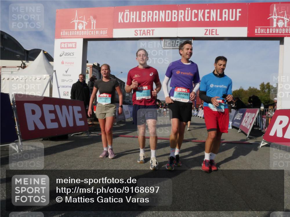 03.10.2025 - Köhlbrandbrückenlauf Matties Gatica Varas http://msf.ph/oto/9168697 03.10.2025 10:18:13 Ziel 1121, 1471, 1513, 1812, 2544, 3017, 3175, 3486, 3487, 3826 meine-sportfotos.de