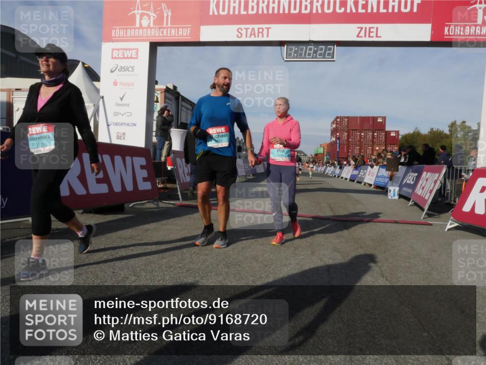 03.10.2025 - Köhlbrandbrückenlauf Matties Gatica Varas http://msf.ph/oto/9168720 03.10.2025 10:18:24 Ziel 1485, 1834, 2413, 3176, 3178, 3273, 3308, 3310 meine-sportfotos.de