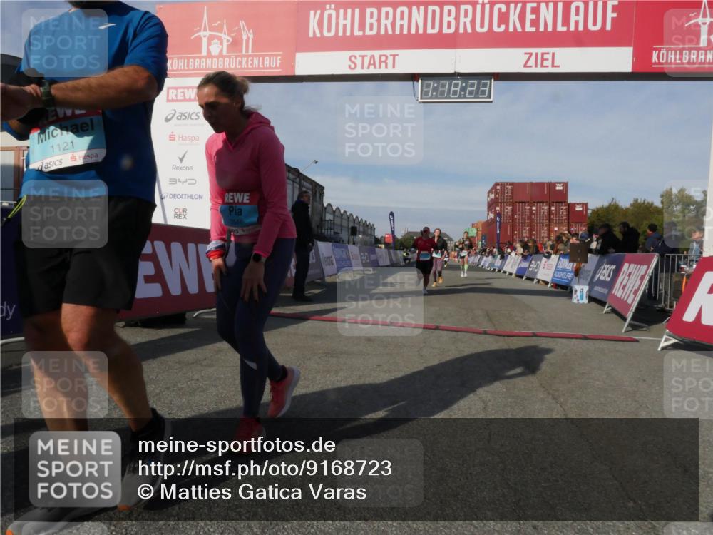 03.10.2025 - Köhlbrandbrückenlauf Matties Gatica Varas http://msf.ph/oto/9168723 03.10.2025 10:18:25 Ziel 1485, 1719, 1834, 2413, 3176, 3178, 3273, 3308, 3310 meine-sportfotos.de