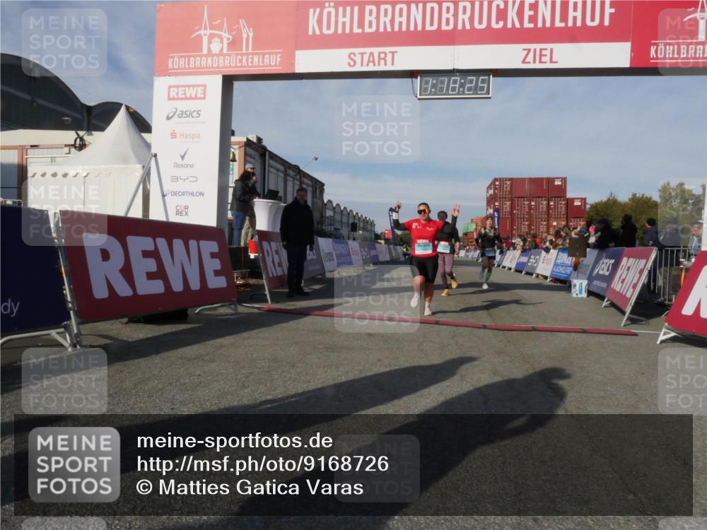 03.10.2025 - Köhlbrandbrückenlauf Matties Gatica Varas http://msf.ph/oto/9168726 03.10.2025 10:18:27 Ziel 1485, 1719, 1834, 2413, 2502, 3176, 3178, 3273, 3308, 3310 meine-sportfotos.de