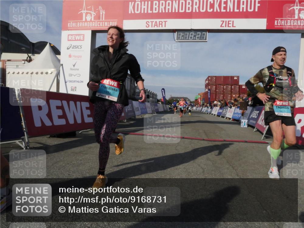 03.10.2025 - Köhlbrandbrückenlauf Matties Gatica Varas http://msf.ph/oto/9168731 03.10.2025 10:18:29 Ziel 1485, 1719, 1932, 2502, 3176, 3178, 3273, 3308 meine-sportfotos.de