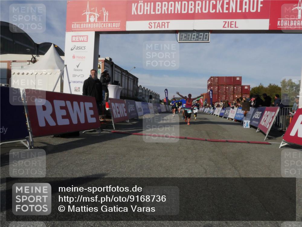 03.10.2025 - Köhlbrandbrückenlauf Matties Gatica Varas http://msf.ph/oto/9168736 03.10.2025 10:18:31 Ziel 1485, 1719, 1932, 2502, 3176, 3178, 3273, 3308 meine-sportfotos.de