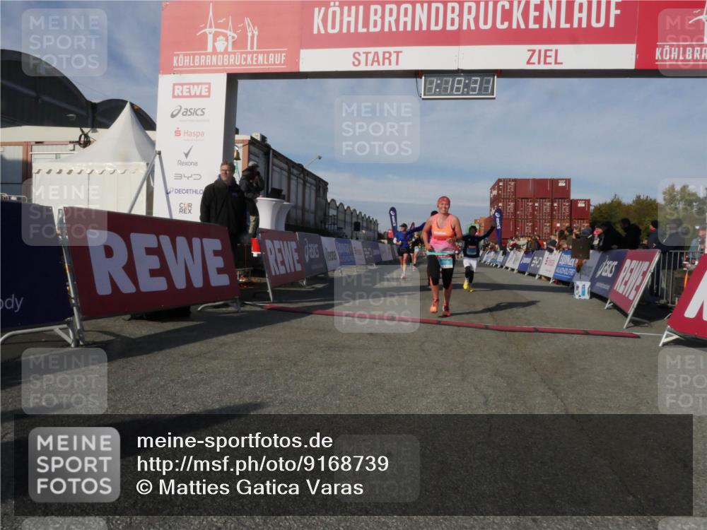 03.10.2025 - Köhlbrandbrückenlauf Matties Gatica Varas http://msf.ph/oto/9168739 03.10.2025 10:18:33 Ziel 1485, 1719, 1778, 1920, 1932, 2502, 2800, 3176, 3178, 3273, 3308 meine-sportfotos.de