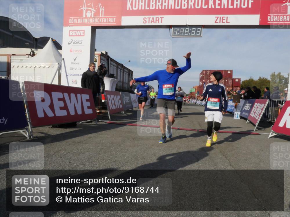 03.10.2025 - Köhlbrandbrückenlauf Matties Gatica Varas http://msf.ph/oto/9168744 03.10.2025 10:18:35 Ziel 1485, 1719, 1778, 1920, 1932, 2502, 2800, 3180, 3308 meine-sportfotos.de