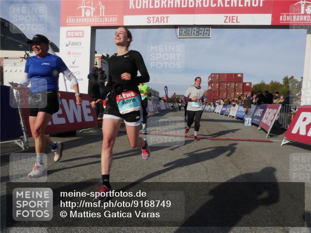 03.10.2025 - Köhlbrandbrückenlauf Matties Gatica Varas http://msf.ph/oto/9168749 03.10.2025 10:18:38 Ziel 1614, 1619, 1778, 1920, 1932, 2502, 2800, 3180, 3833 meine-sportfotos.de