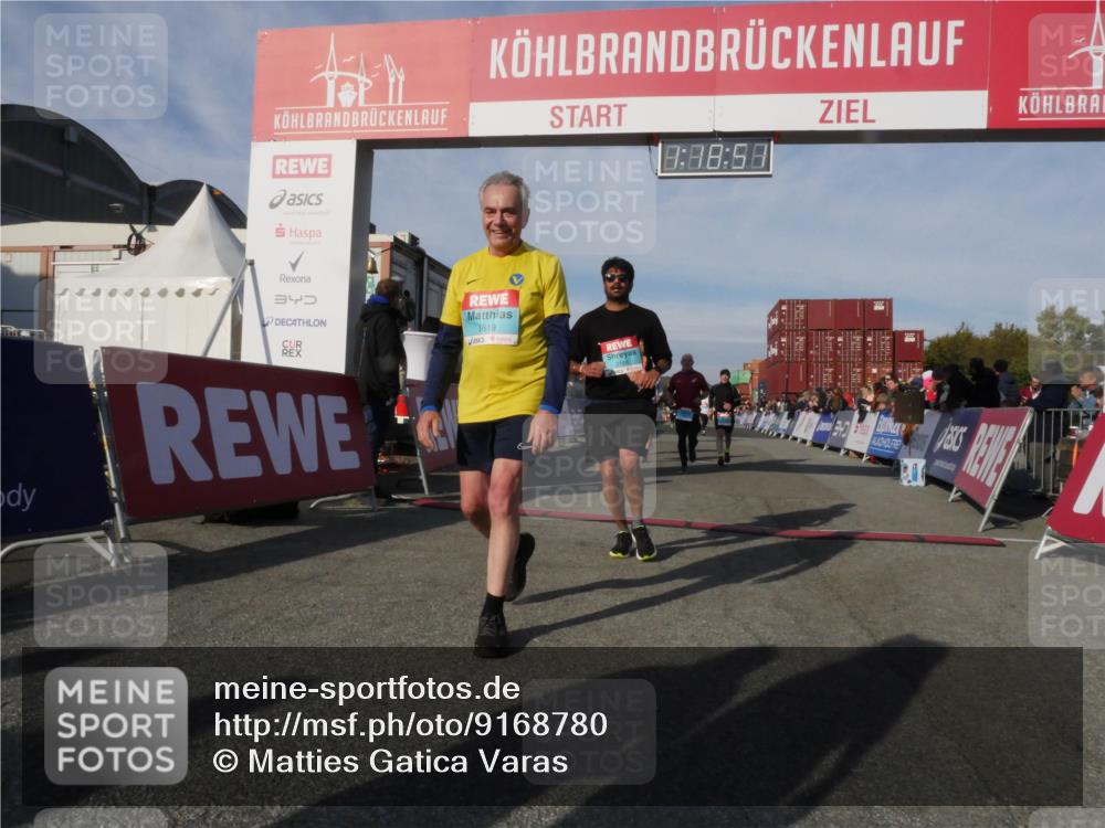 03.10.2025 - Köhlbrandbrückenlauf Matties Gatica Varas http://msf.ph/oto/9168780 03.10.2025 10:18:53 Ziel 1580, 1885, 2124, 2508, 2785, 2867, 3419, 3541, 3595, 3698 meine-sportfotos.de