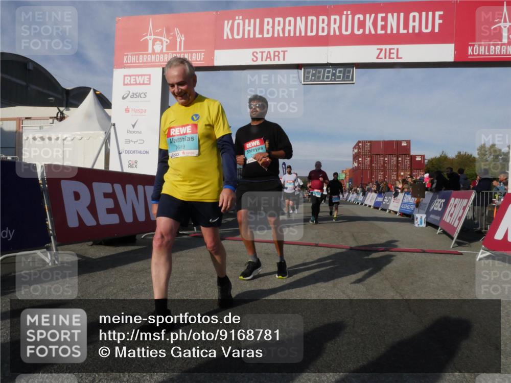 03.10.2025 - Köhlbrandbrückenlauf Matties Gatica Varas http://msf.ph/oto/9168781 03.10.2025 10:18:53 Ziel 1580, 1885, 2124, 2508, 2785, 2867, 3419, 3541, 3595, 3698 meine-sportfotos.de