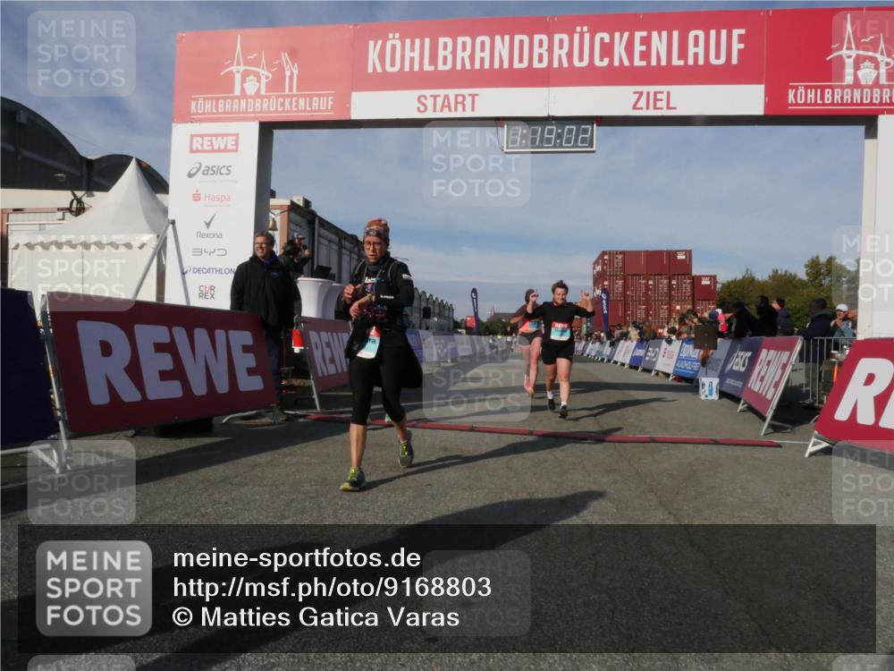 03.10.2025 - Köhlbrandbrückenlauf Matties Gatica Varas http://msf.ph/oto/9168803 03.10.2025 10:19:04 Ziel 1166, 1212, 1295, 1580, 1862, 1868, 2009, 2010, 2675, 2867, 3050, 3051, 3587 meine-sportfotos.de