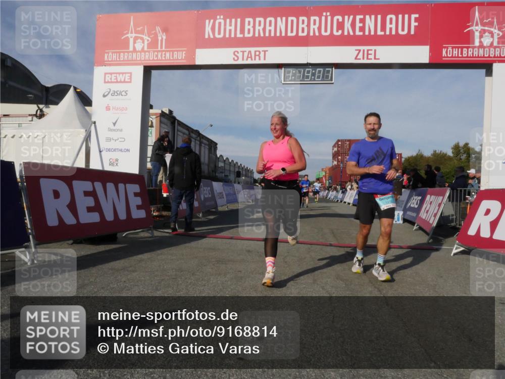 03.10.2025 - Köhlbrandbrückenlauf Matties Gatica Varas http://msf.ph/oto/9168814 03.10.2025 10:19:09 Ziel 1166, 1862, 1868, 2009, 2010, 2675, 3050, 3051, 3587 meine-sportfotos.de