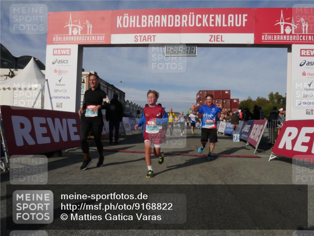03.10.2025 - Köhlbrandbrückenlauf Matties Gatica Varas http://msf.ph/oto/9168822 03.10.2025 10:19:13 Ziel 1162, 1166, 1372, 1862, 2009, 2010, 2231, 2421, 3050, 3051, 3108, 3505, 3506, 3676, 3732 meine-sportfotos.de