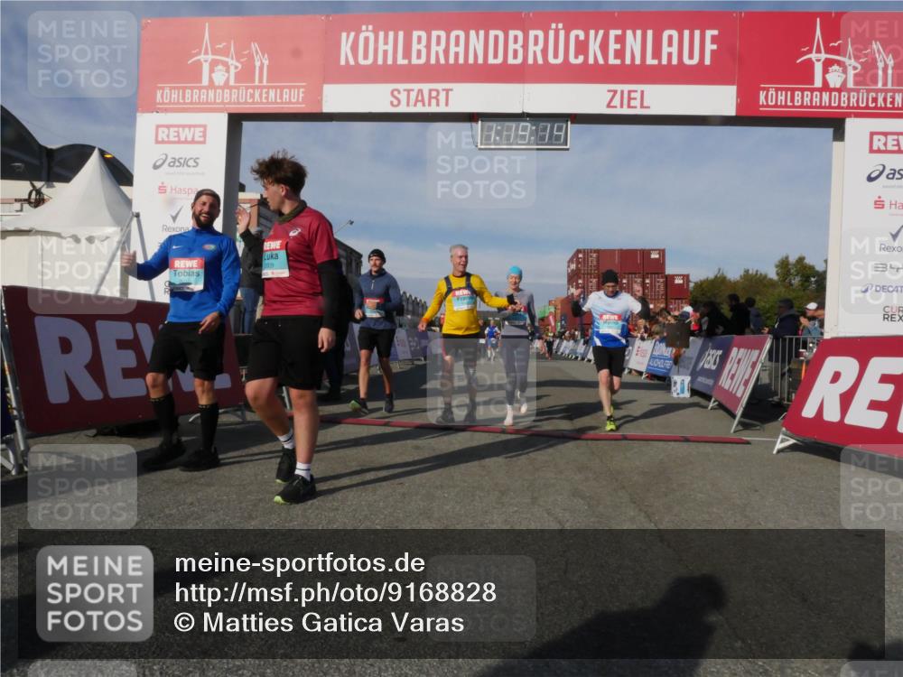 03.10.2025 - Köhlbrandbrückenlauf Matties Gatica Varas http://msf.ph/oto/9168828 03.10.2025 10:19:15 Ziel 1162, 1166, 1372, 1862, 2180, 2231, 2421, 3050, 3051, 3108, 3133, 3505, 3506, 3676, 3732 meine-sportfotos.de