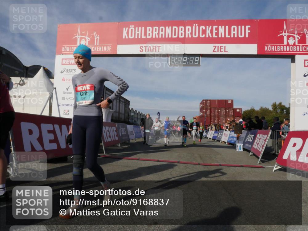 03.10.2025 - Köhlbrandbrückenlauf Matties Gatica Varas http://msf.ph/oto/9168837 03.10.2025 10:19:20 Ziel 1162, 1372, 1712, 2180, 2231, 2421, 2851, 2853, 3031, 3108, 3133, 3505, 3506, 3676, 3732 meine-sportfotos.de