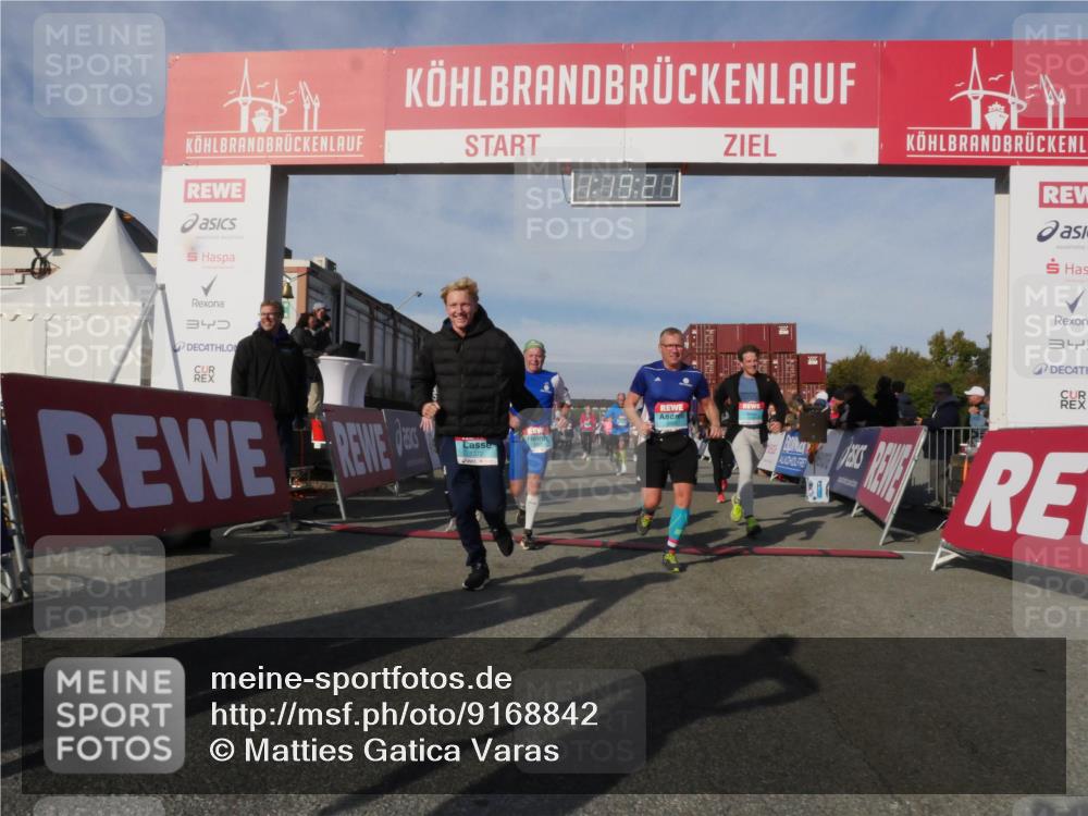 03.10.2025 - Köhlbrandbrückenlauf Matties Gatica Varas http://msf.ph/oto/9168842 03.10.2025 10:19:22 Ziel 1162, 1372, 1712, 2180, 2231, 2421, 2851, 2853, 3031, 3108, 3133, 3505, 3506, 3676, 3732, 3828 meine-sportfotos.de