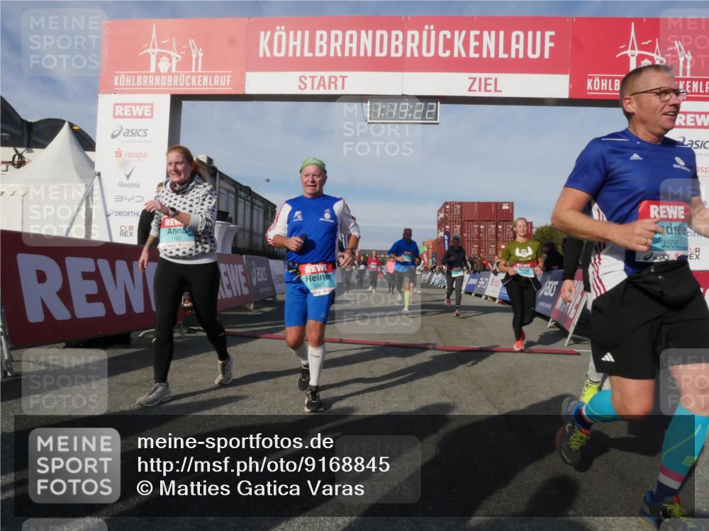 03.10.2025 - Köhlbrandbrückenlauf Matties Gatica Varas http://msf.ph/oto/9168845 03.10.2025 10:19:24 Ziel 1556, 1712, 1803, 2180, 2231, 2421, 2851, 2853, 2885, 2886, 3031, 3108, 3133, 3558, 3676, 3828 meine-sportfotos.de