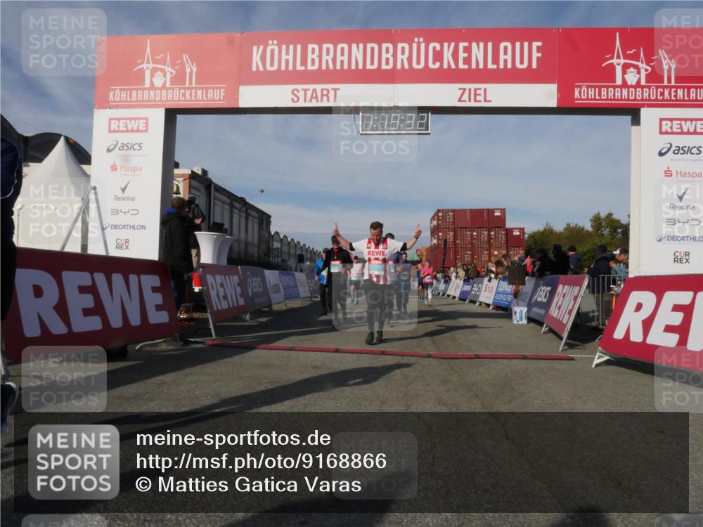 03.10.2025 - Köhlbrandbrückenlauf Matties Gatica Varas http://msf.ph/oto/9168866 03.10.2025 10:19:34 Ziel 1310, 1502, 1531, 1556, 1690, 1803, 1859, 1995, 2885, 2886, 3239, 3489, 3558, 3815, 3828 meine-sportfotos.de