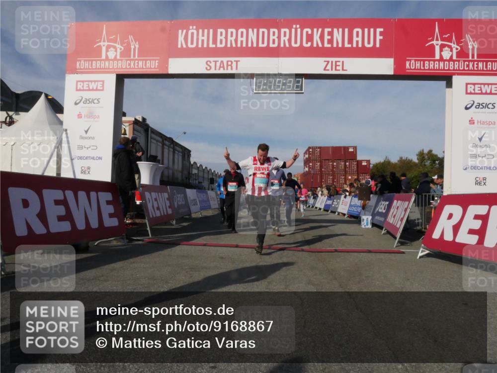 03.10.2025 - Köhlbrandbrückenlauf Matties Gatica Varas http://msf.ph/oto/9168867 03.10.2025 10:19:34 Ziel 1310, 1502, 1531, 1556, 1690, 1803, 1859, 1995, 2885, 2886, 3239, 3489, 3558, 3815, 3828 meine-sportfotos.de